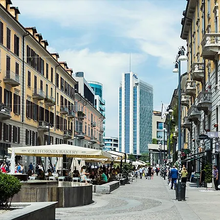 Guesthost - Corso Chic * Μιλάνο