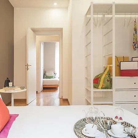Guesthost - Corso Chic Apartment